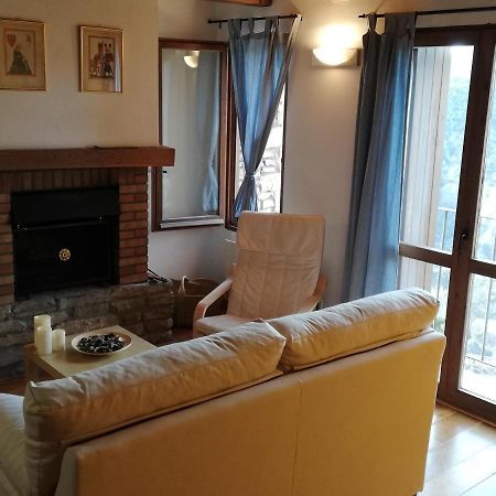 Coqueto Apartamento Duplex En Roda de Isábena Buitenkant foto